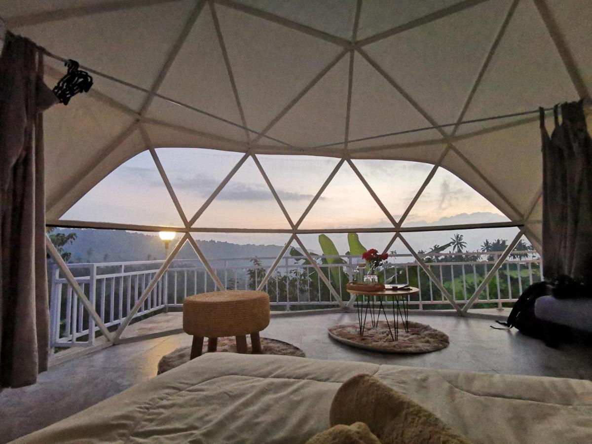 ホテル Moondock Luxury Camp Munduk エクステリア 写真