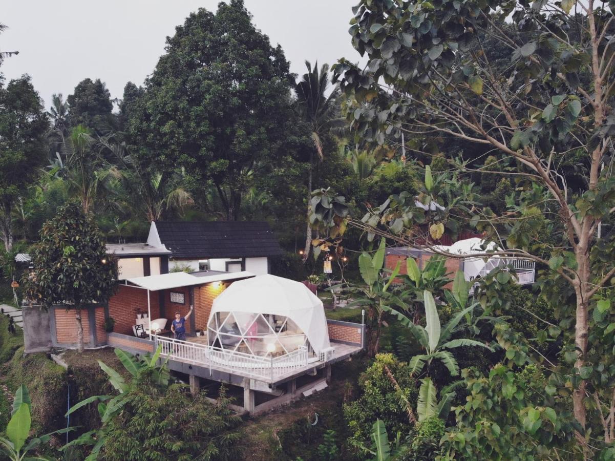 ホテル Moondock Luxury Camp Munduk エクステリア 写真