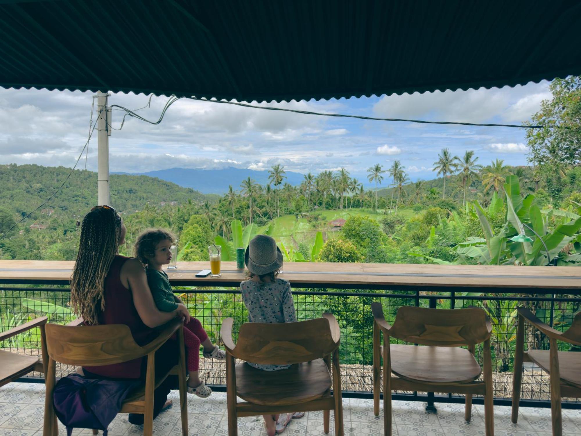 ホテル Moondock Luxury Camp Munduk エクステリア 写真