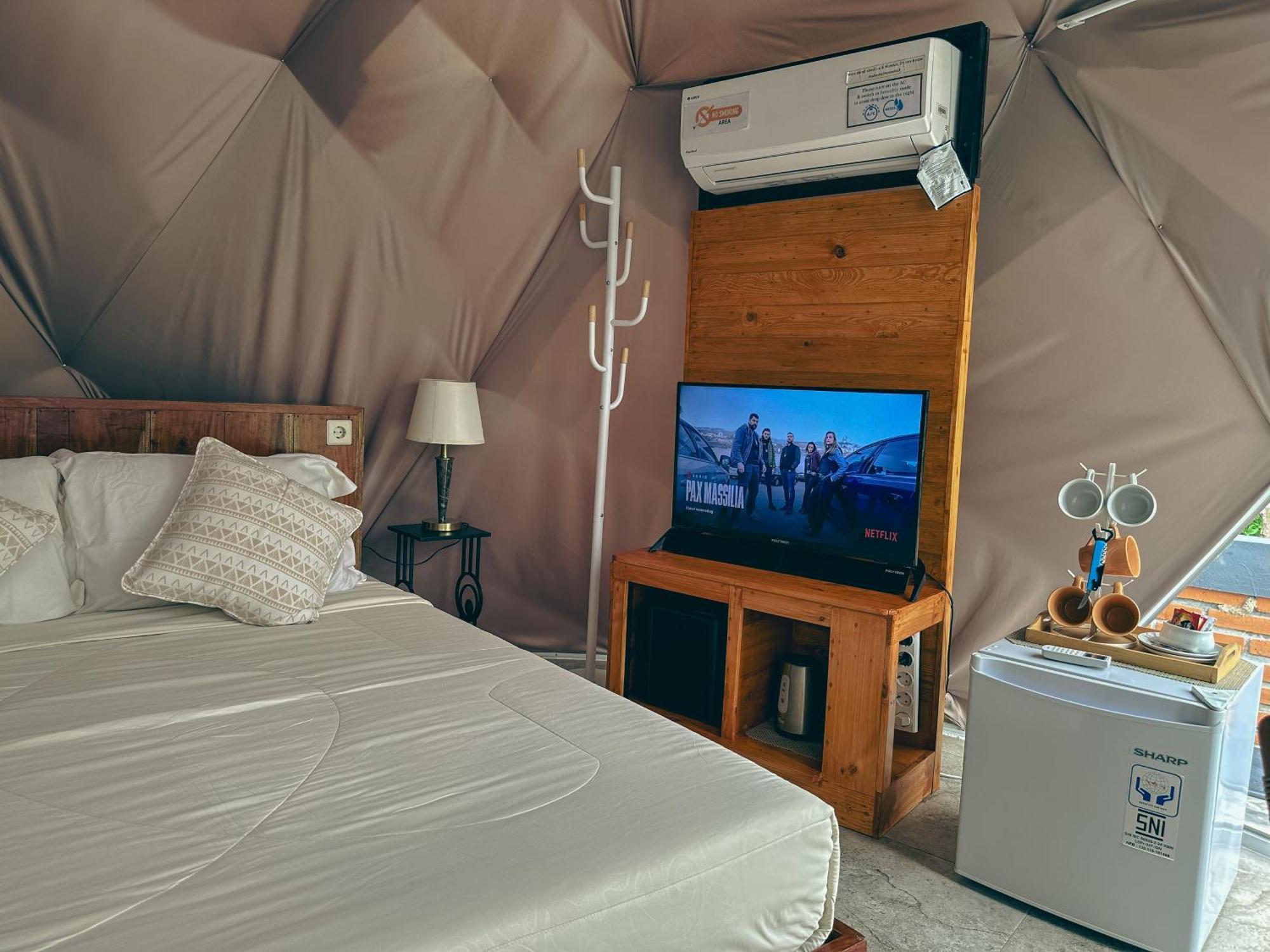 ホテル Moondock Luxury Camp Munduk エクステリア 写真