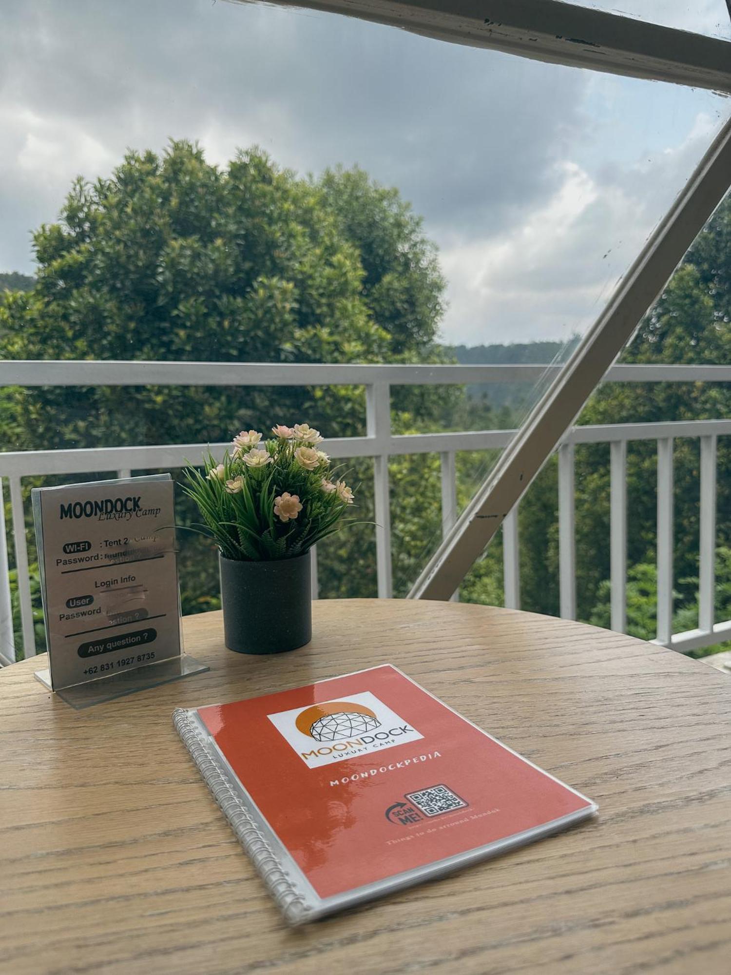ホテル Moondock Luxury Camp Munduk エクステリア 写真