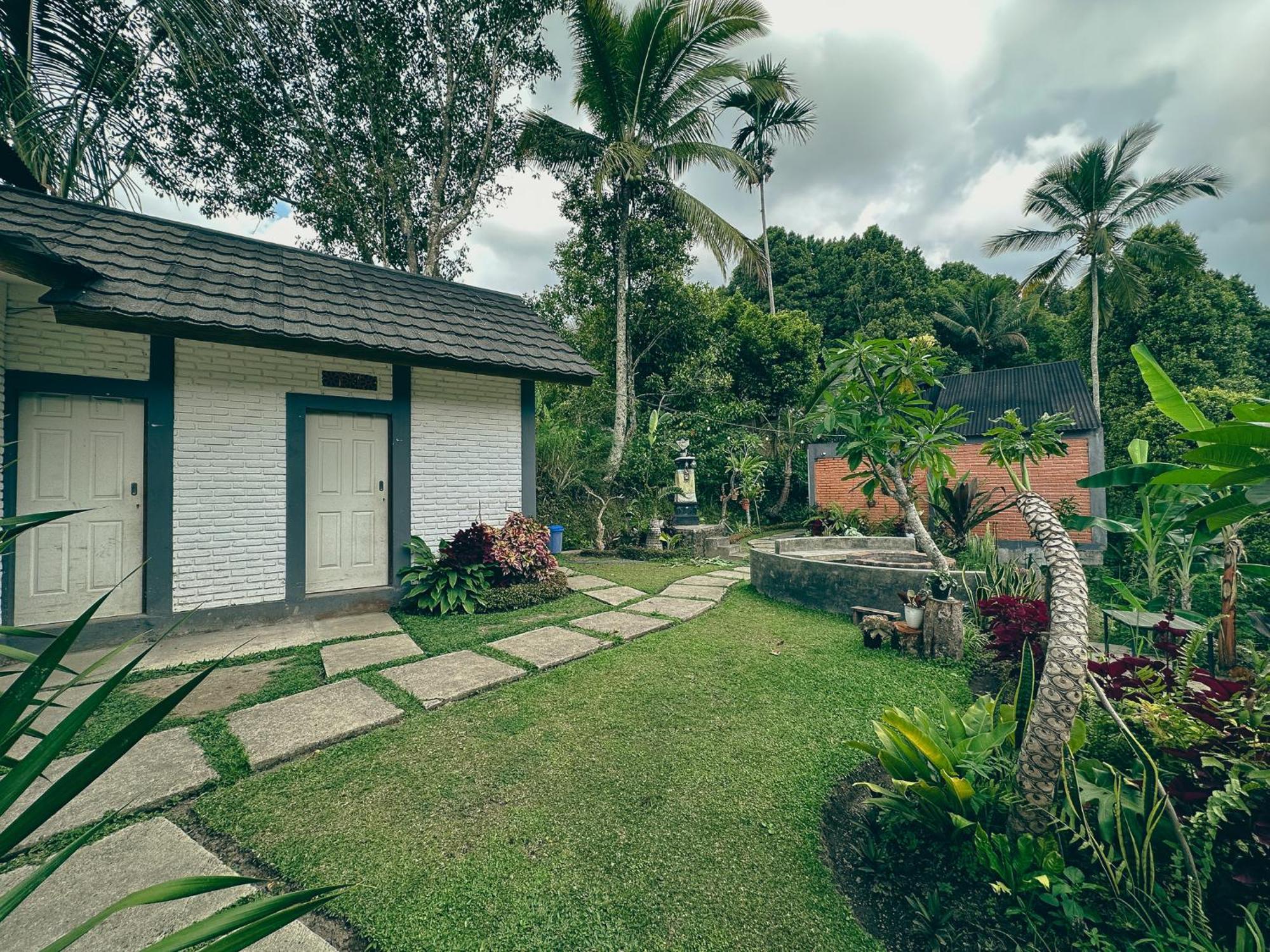 ホテル Moondock Luxury Camp Munduk エクステリア 写真