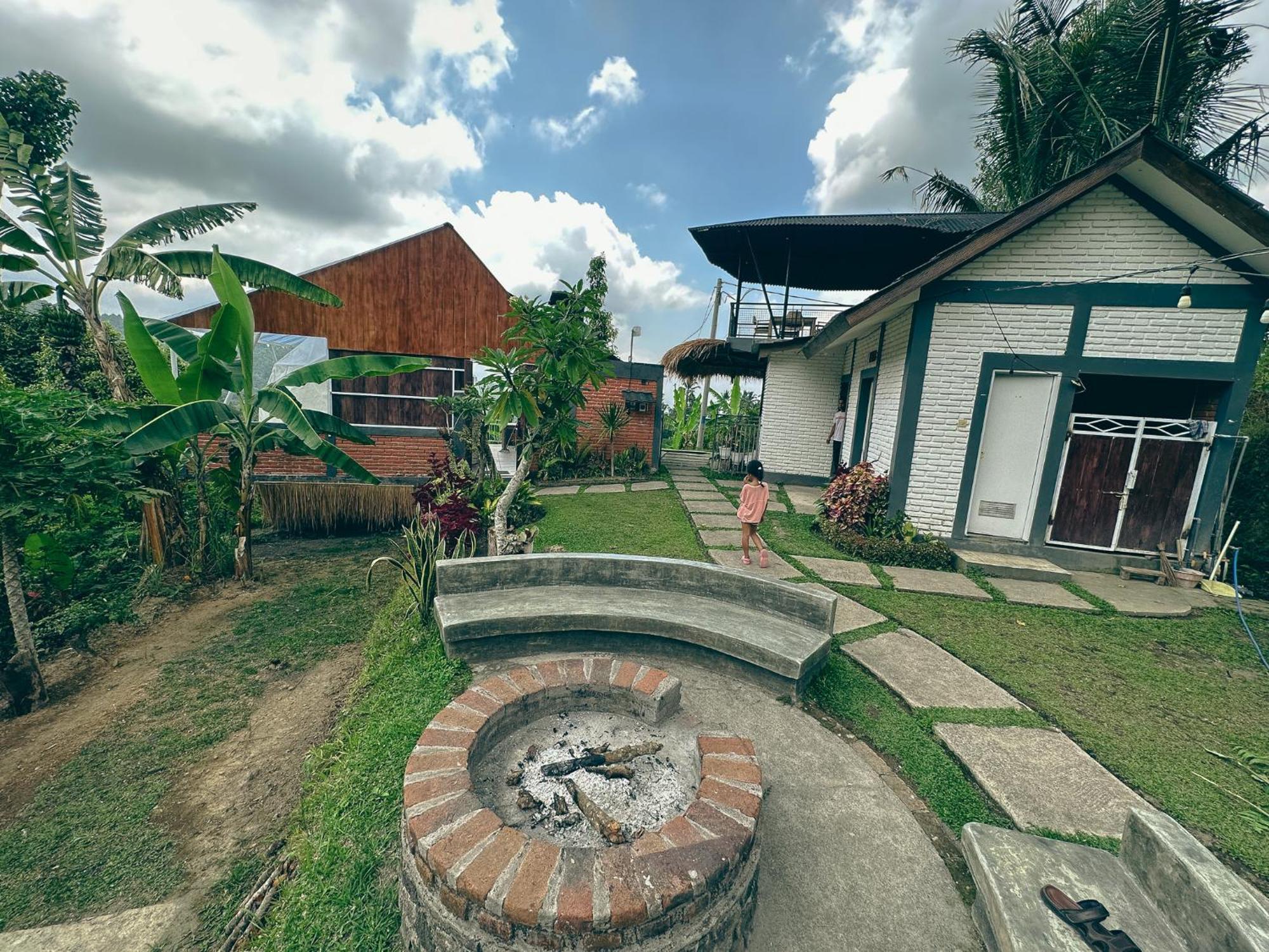 ホテル Moondock Luxury Camp Munduk エクステリア 写真