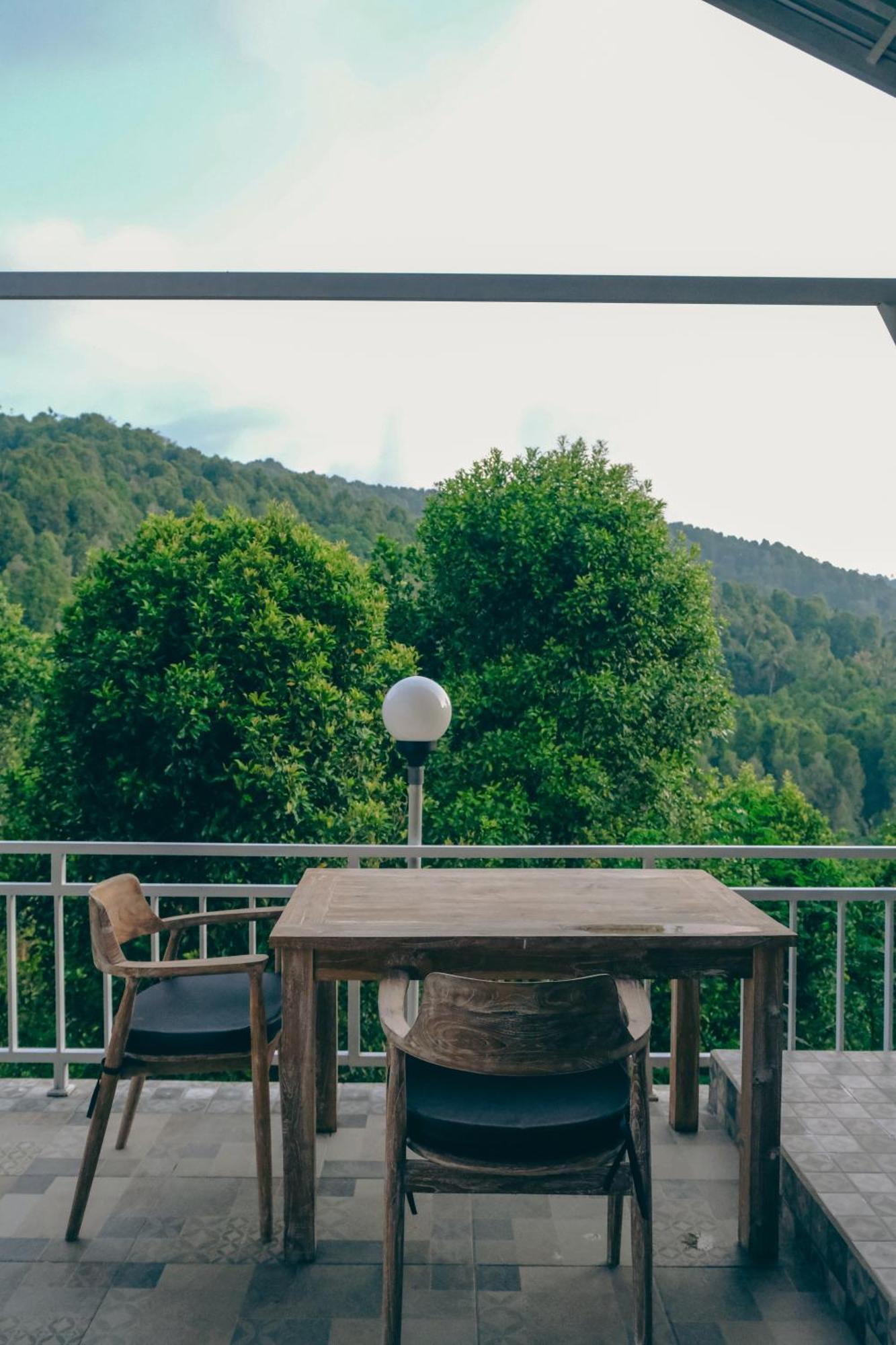 ホテル Moondock Luxury Camp Munduk エクステリア 写真